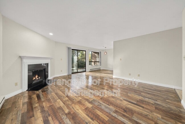 property at 7304 N Skyview Pl