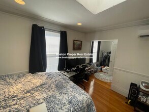 254 Newbury St, Unit 5 in Boston, MA - Building Photo - Building Photo