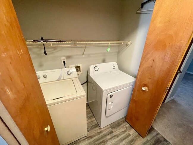 581 Dexter Dr in Flowood, MS - Building Photo - Building Photo