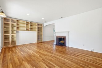 1808 N Edison Blvd in Burbank, CA - Building Photo - Building Photo