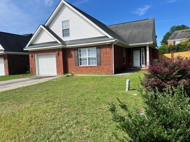 property at 2203 Inverness Dr
