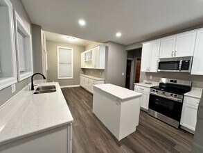503 Melrose Ave in Iowa City, IA - Building Photo - Building Photo