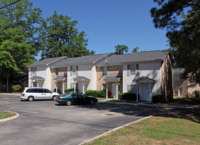 912 Celeste Rd Apartments