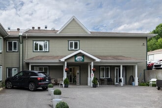 872A-876 De La Station Rue in Prévost, QC - Building Photo - Building Photo