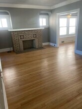 2075 Lewis Dr, Unit 2075 Lewis in Lakewood, OH - Building Photo - Building Photo