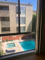 Chateau Brentana in Los Angeles, CA - Building Photo