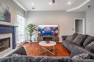 2096 Fairport Way in Marietta, GA - Building Photo