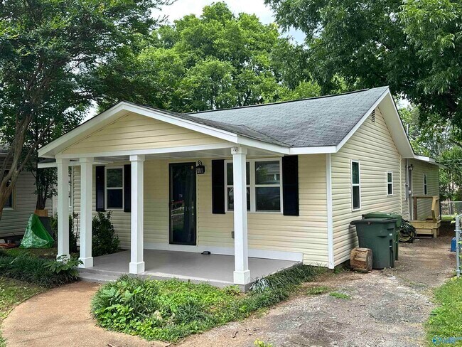 property at 1419 Stevens Ave NE