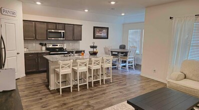 713 Meadow Creek Ln in Royse City, TX - Building Photo - Building Photo