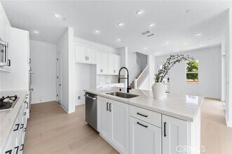 123 Bosal in Irvine, CA - Building Photo - Building Photo