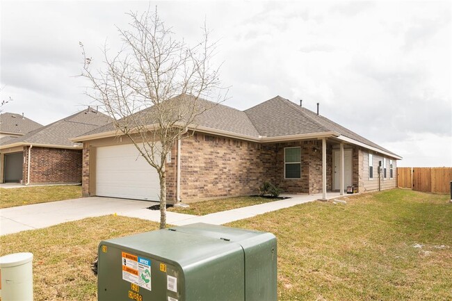 2935 Karin Crst Ln in Conroe, TX - Building Photo - Building Photo