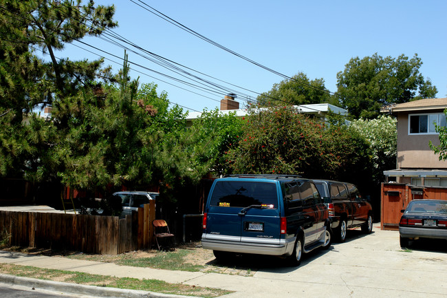 1125 Marilyn Way in Concord, CA - Foto de edificio - Building Photo