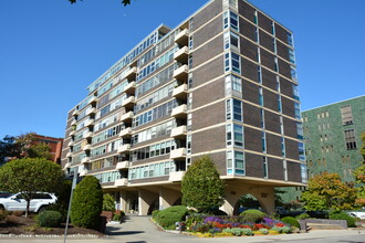 Neville House in Pittsburgh, PA - Foto de edificio - Primary Photo