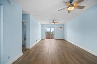 3201 NE 14th Street Causeway in Pompano Beach, FL - Building Photo - Building Photo