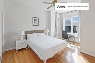 Private bedroom in 3 bed/2.5 bath Home in Washington, DC - Building Photo