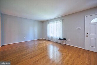 12805 Poplar St in Silver Spring, MD - Building Photo - Building Photo