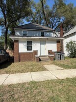 1010 W Wolf Ave in Elkhart, IN - Building Photo