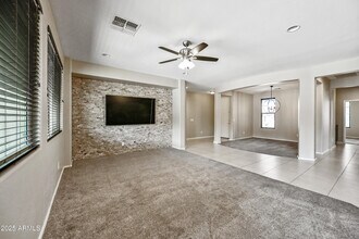 2513 W Hayduk Rd in Phoenix, AZ - Building Photo - Building Photo