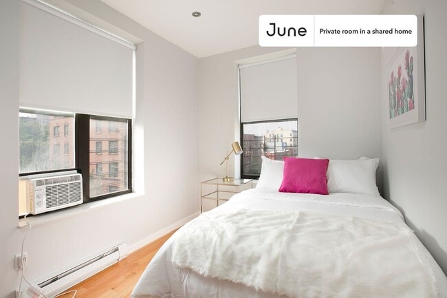 property at 320 Manhattan Ave