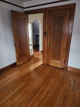 2330 N 61st St in Wauwatosa, WI - Building Photo - Building Photo