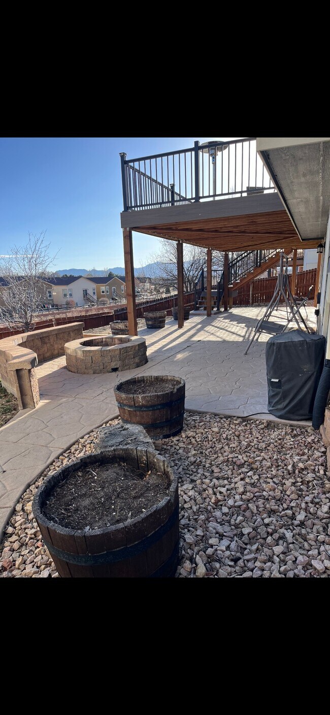 5131 Belle Star Dr, Unit Walkout in Colorado Springs, CO - Building Photo - Building Photo