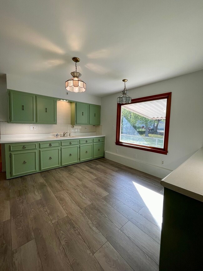 property at 2515 S 15th St
