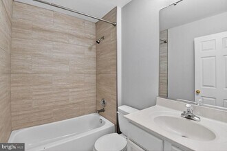 1908 Gardenia Ct in Odenton, MD - Building Photo - Building Photo