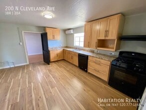 200 N Cleveland Ave in Bisbee, AZ - Building Photo - Building Photo