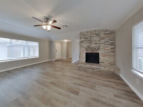 17526 Jolly Boat Dr in Crosby, TX - Building Photo - Building Photo