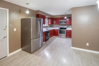 6502 Archgate Dr in Spring, TX - Building Photo - Building Photo