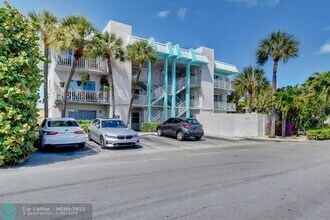 2715 NE 49th St in Fort Lauderdale, FL - Building Photo - Building Photo