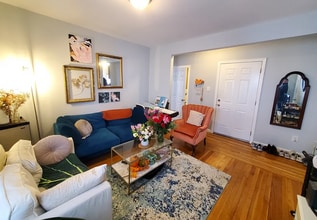 17 Aspinwall Ave, Unit 2 in Brookline, MA - Building Photo - Building Photo