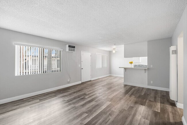 Sage I in San Bernardino, CA - Foto de edificio - Building Photo