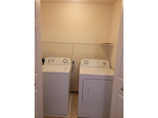 property at 2502 Yellowstone Dr