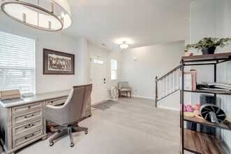 871 Finley Dr in Aurora, IL - Building Photo - Building Photo