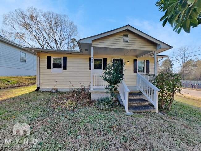 property at 900 Chalmers St