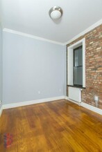 202 E 13th St, Unit 4A in New York, NY - Building Photo - Building Photo