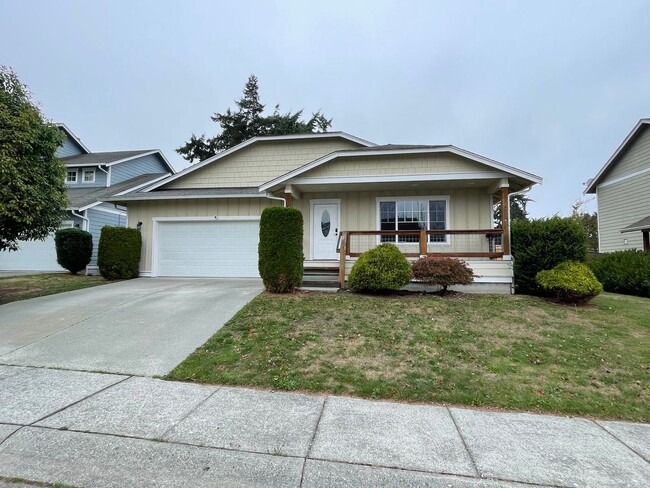 1853 SW Olive St in Oak Harbor, WA - Building Photo - Building Photo