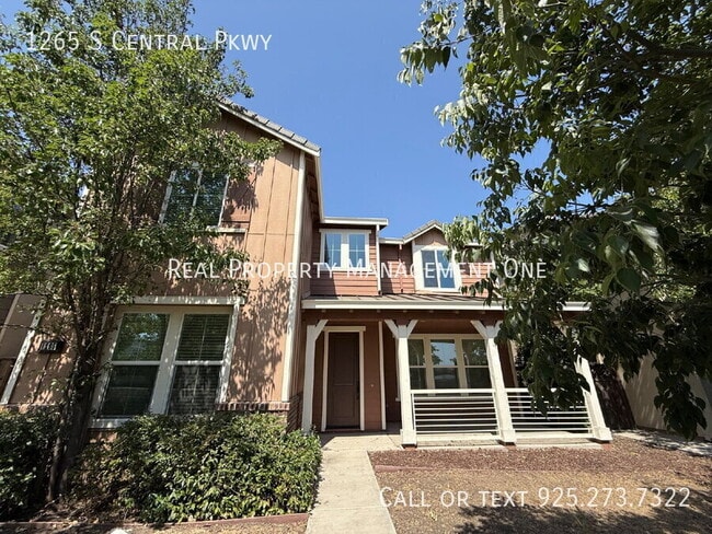 1265 S Central Pkwy in Tracy, CA - Building Photo - Building Photo