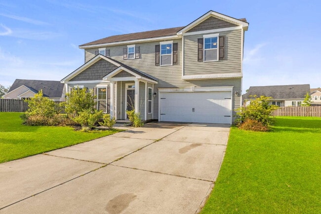 property at 8 Chimney Ct