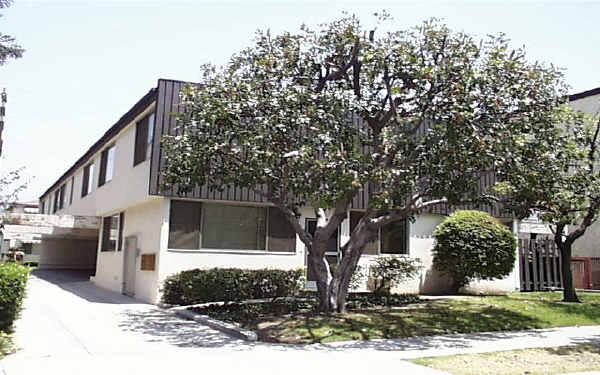 451 Ivy St in Glendale, CA - Foto de edificio - Building Photo