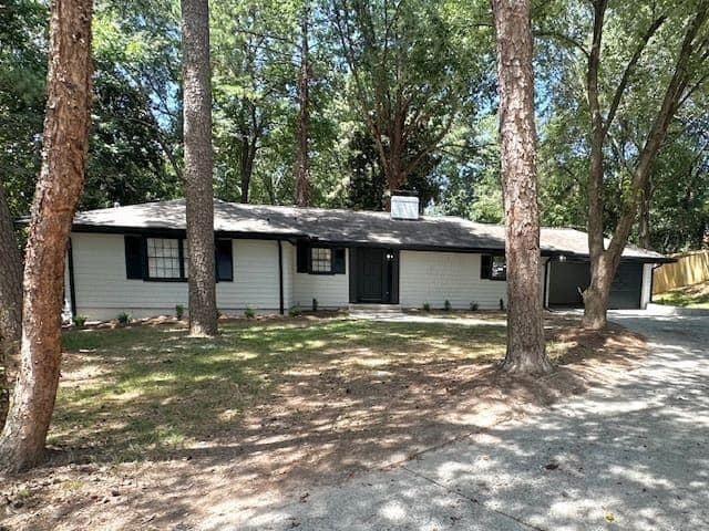 property at 425 Hilderbrand Dr