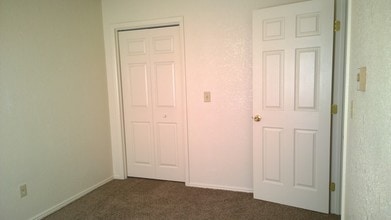 Easy Street Apartments in Billings, MT - Foto de edificio - Building Photo