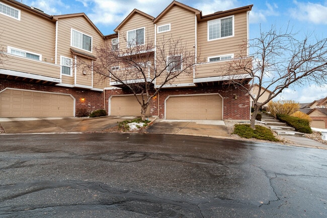 6835 S Webster St in Littleton, CO - Building Photo - Building Photo