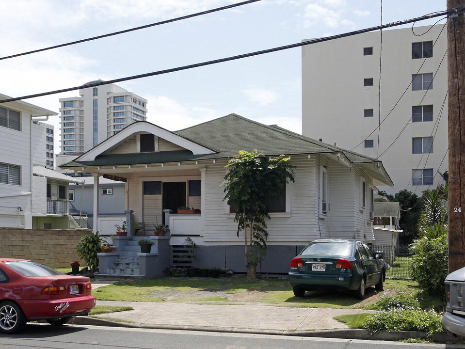 2121 Fern St in Honolulu, HI - Foto de edificio