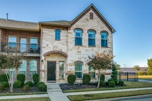 4295 Indian Run Dr in Carrollton, TX - Building Photo