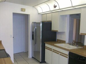 1649 Georgetowne Blvd in Sarasota, FL - Building Photo - Building Photo