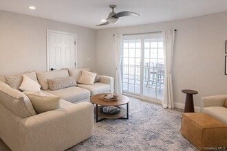 45 Maryland Ave in Long Beach, NY - Building Photo - Building Photo