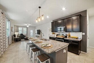 324 Mountain Valley St in Georgetown, TX - Building Photo - Building Photo