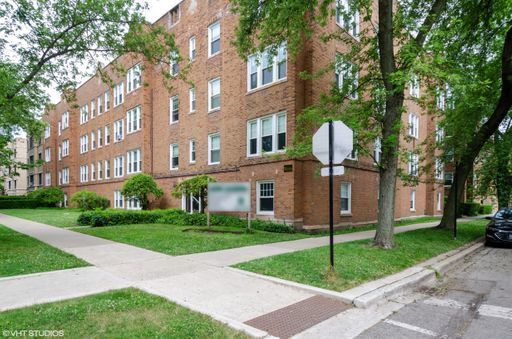 6950 N Wolcott Ave in Chicago, IL - Building Photo